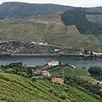 Casa Fonte Do Meio Folgosa (Viseu)