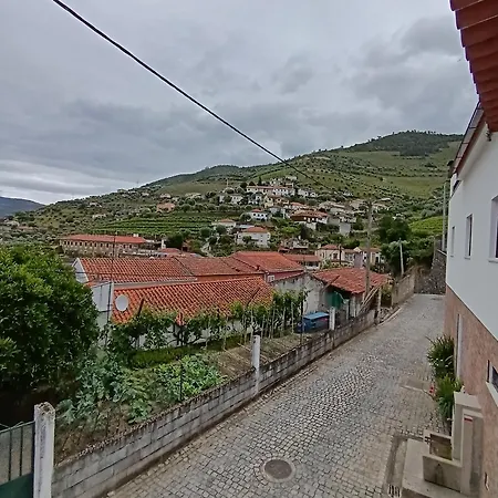 Casa Fonte Do Meio Holiday home *