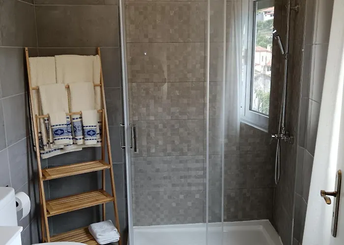 Casa Fonte Do Meio Ferienhaus *